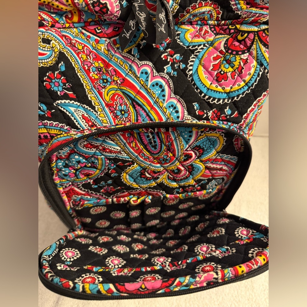 🎒 Vera Bradley Quilted Backpack | NWT | Paisley Print | Travel School Work - Picture 9 of 13